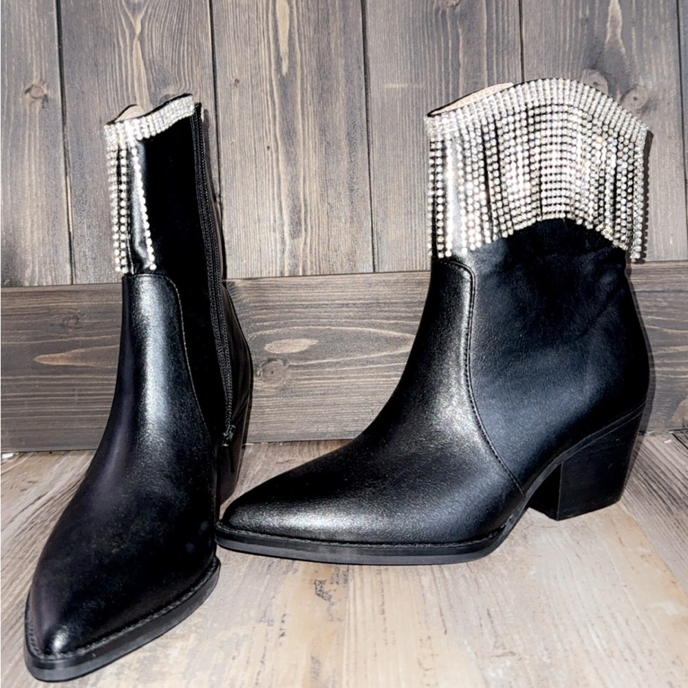 Elegant Black Ankle Boots with Sparkles